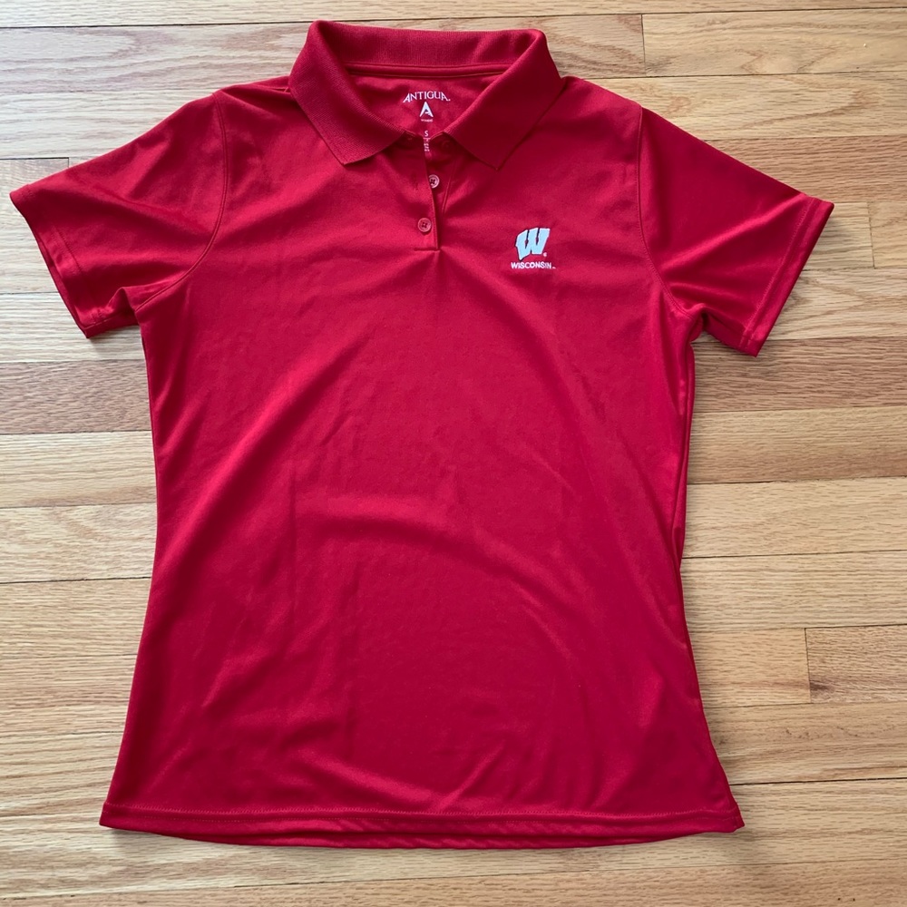 Women’s golf polo